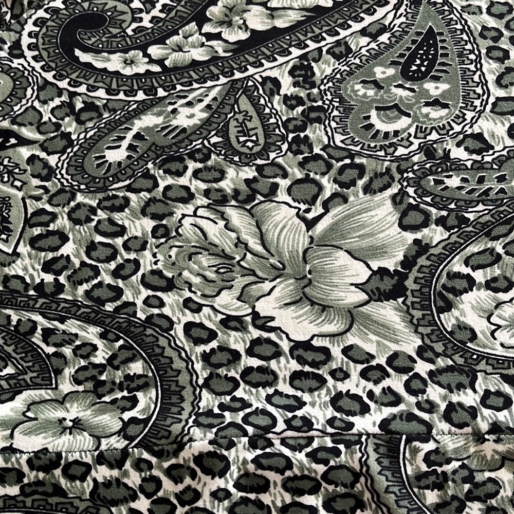 Capella Apparel Knit Dress Paisley Print size M - Picture 9 of 10